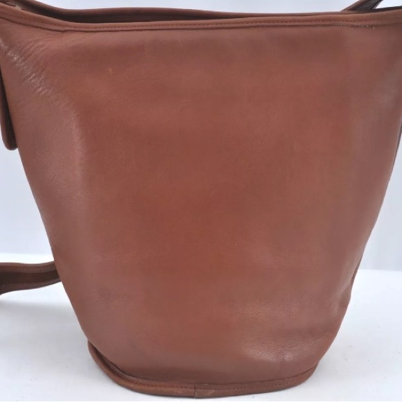[COACH] Shoulder Crossbody Zip-Close Bucket Handbag Purse, Brown Soft Leather - Picture 5 of 15